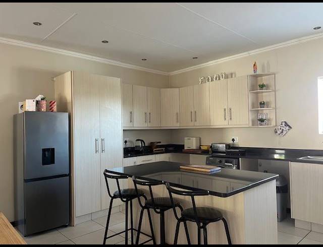 3 BEDROOM HOUSE FOR SALE IN DORMEHLS DRIFT